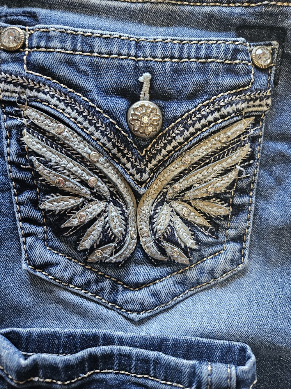 Miss Me Women's Skinny Blue Jeans with Faded Wash